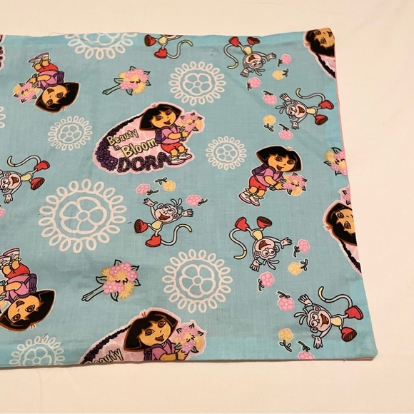Dora the Explorer Beauty in Bloom Pillowcases Homemade 20.5” x 12.5” Lot of 2 - Picture 4 of 16